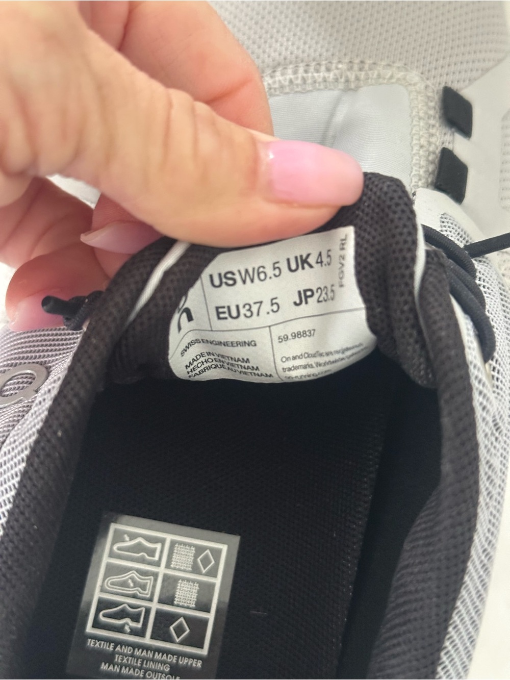 Cloud 5 Waterproof Sneakers in Glacier/White - Picture 8 of 9